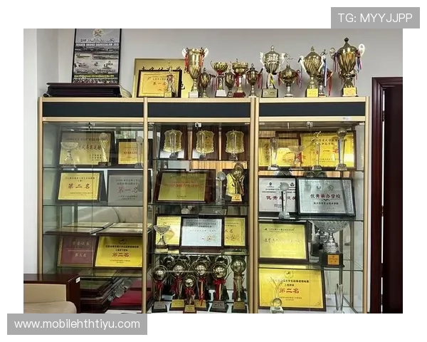 探索华体会体育登录入口的多种功能，提升你的体育观看体验